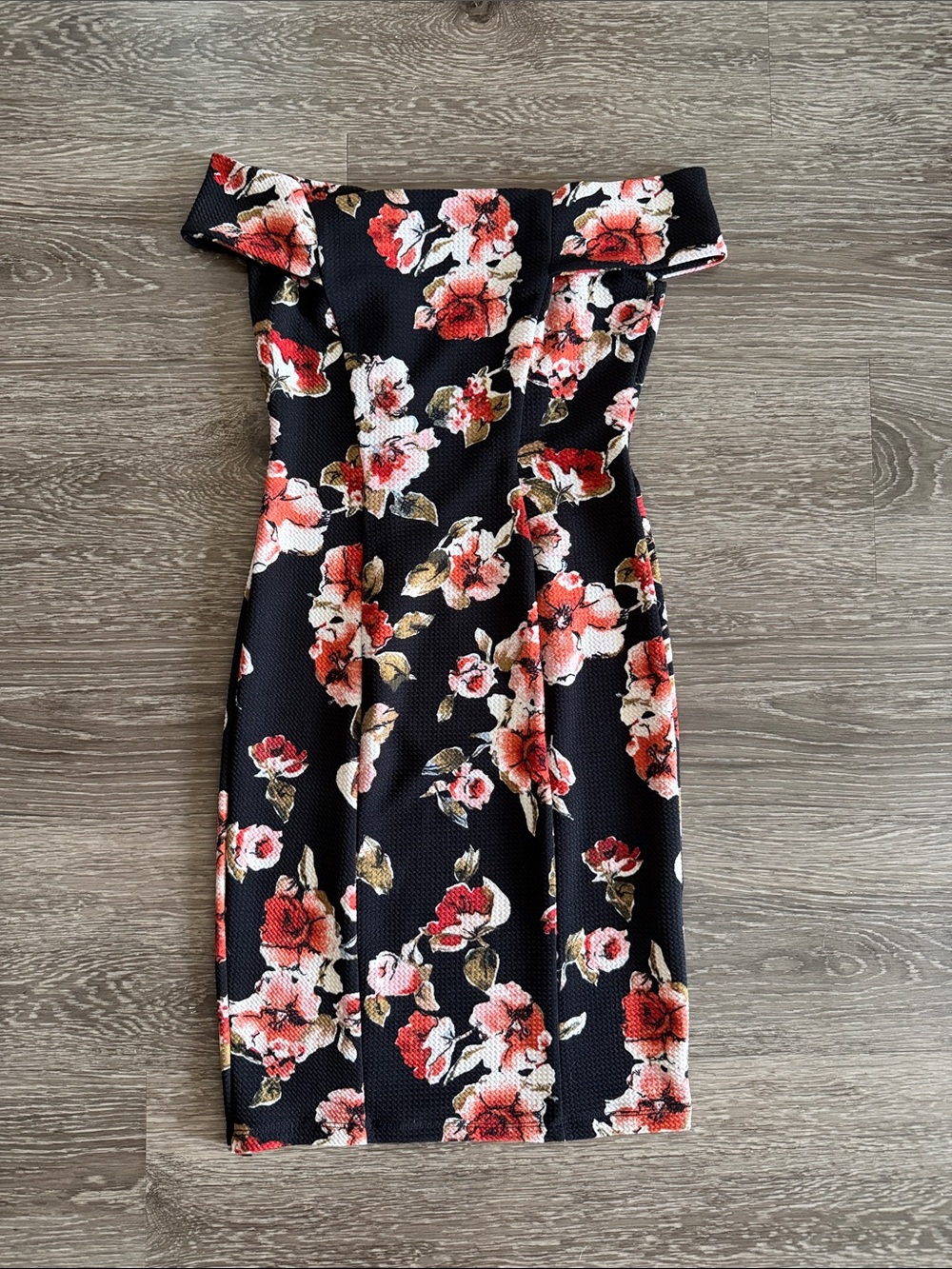 Love Chelsey Off Shoulder Black Floral Bodycon Dress